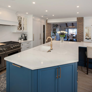 Kitchen -  Stunning White, Blue & Gold