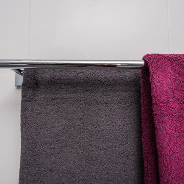 Enges Badezimmer