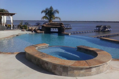 Example of a classic pool design in Houston