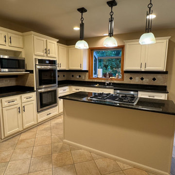 Kitchen Remodel Done With Cabinet Refacing