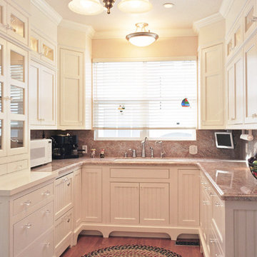 White painted shaker doors - flush inset in Santa Cruz