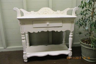 Antique wash stand