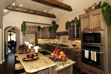 Kitchen photo in Other