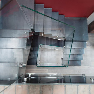Foldet Plate Staircases