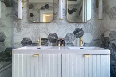 Contemporary bathroom.