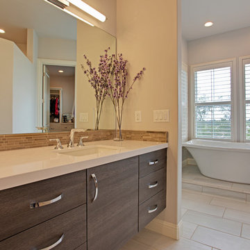 Whitney Oaks Contemporary