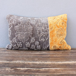 zither pillow &ndash; fog - Decorative Pillows
