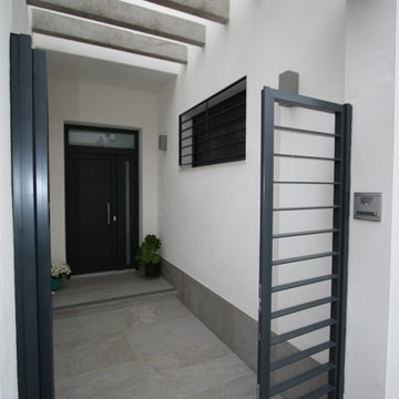 VIVIENDA UNIFAMILIAR ENTRE MEDIANERAS
