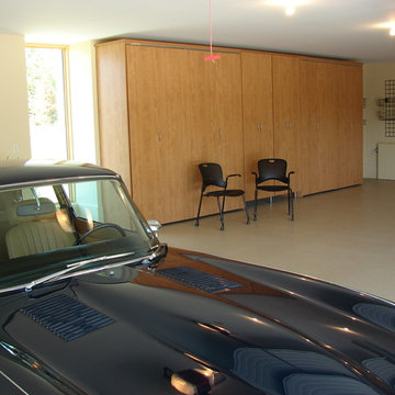 Maple Melamine Garage in Mendota Heights