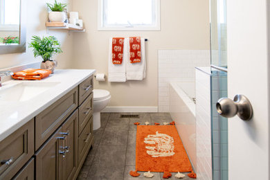 Example of a bathroom design in Other