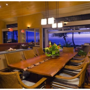 Casual Hawaii Beach House