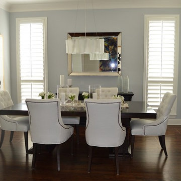 Classic contemporary dinning room