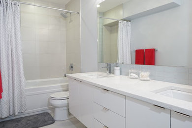 Inspiration for a transitional bathroom remodel in Calgary