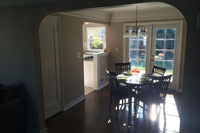 Example of a dining room design in Portland