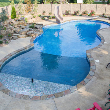New Madrid, MO Freeform with Beach Entry