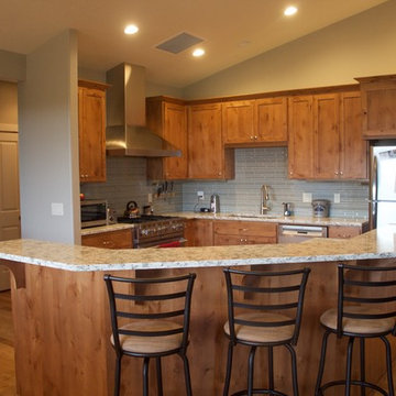 Custom Homes built by Mike Riddle Construction in 2015
