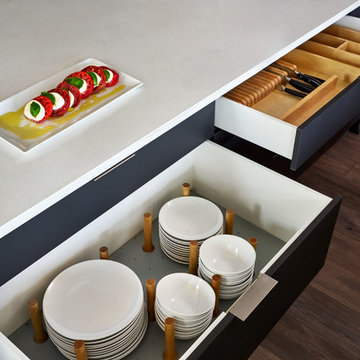 Contemporary Kitchen