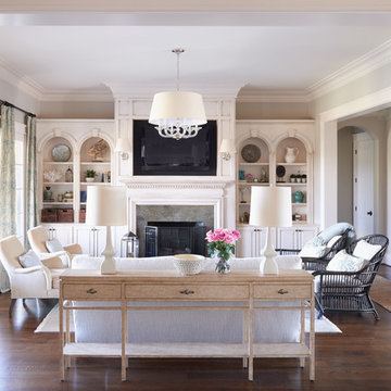 Traditional Living Room