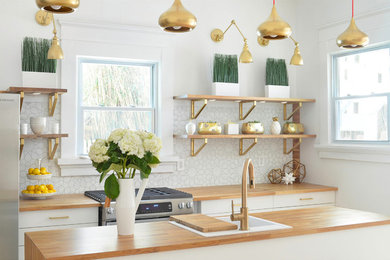 Inspiration for an eclectic kitchen remodel in Atlanta