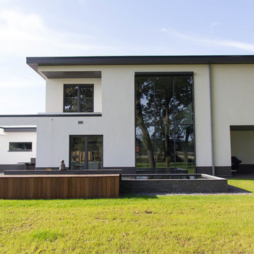 Neubau eines EFH mit Betriebsgebäude