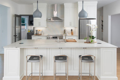 Inspiration for a transitional kitchen remodel in Atlanta