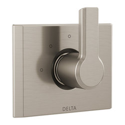 Pivotal&trade; Bath Collection: T11899-SS-B1 - Tub And Shower Parts