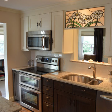 Smart, chic small kitchen layout