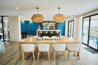 Example of a danish dining room design in Miami