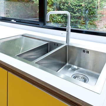 Contemporary Colourful Kitchen