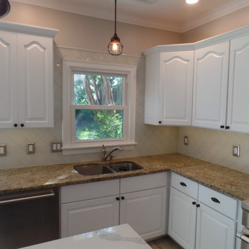 John Ridge Kitchen/Laundry/Powder Room