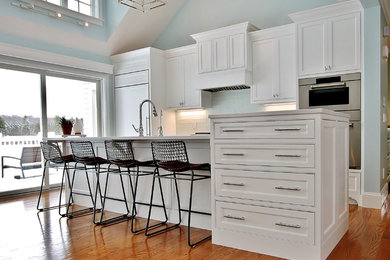 Inspiration for a coastal home design remodel in Boston
