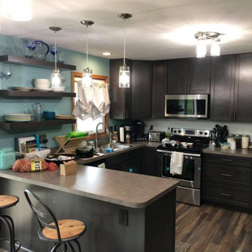 Dark Kitchen