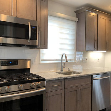 Small kitchen in Dover - 2018