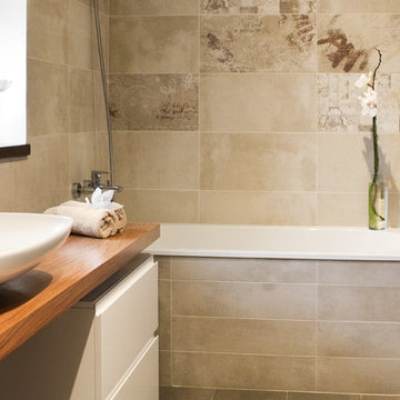 Contemporary Master-bath In Hollywood Hills