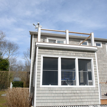 Upper deck