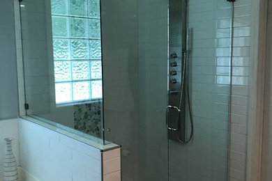 Bathroom - traditional bathroom idea in Nashville