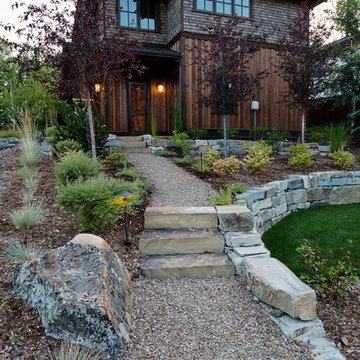 Lakefront Living
