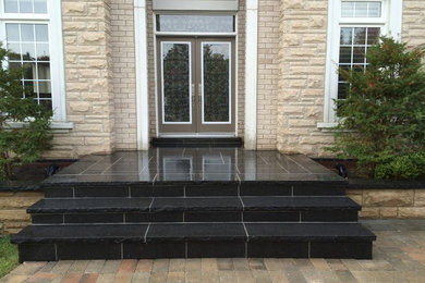 Minimalist porch idea in Toronto