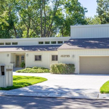 Sanger Seamless Siding