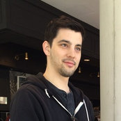 brad tapson's photo