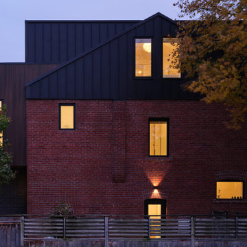 Davisville Village House