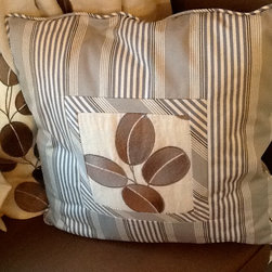 Cape Cod Retreat Home - Decorative Pillows