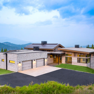 Golf Course Living