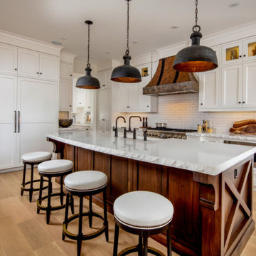 Luxuriously Welcoming Craftsman Family Home
