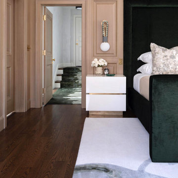 We are proud to present this magnificent bespoke green velvet bed!