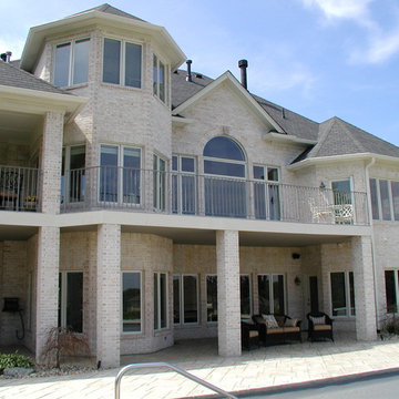 Contemporary railing created for the Reeve's family by Steel Concepts.