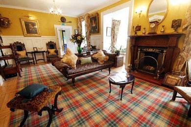 This is an example of a traditional living room in Glasgow.