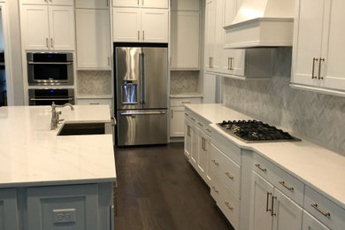 Kitchen - kitchen idea in Raleigh