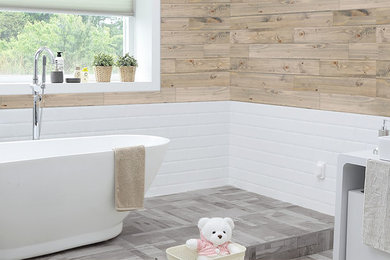 Example of a mid-sized mountain style bathroom design