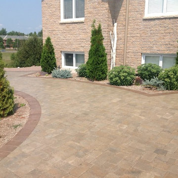 Driveway & Sports Car Feature Pad